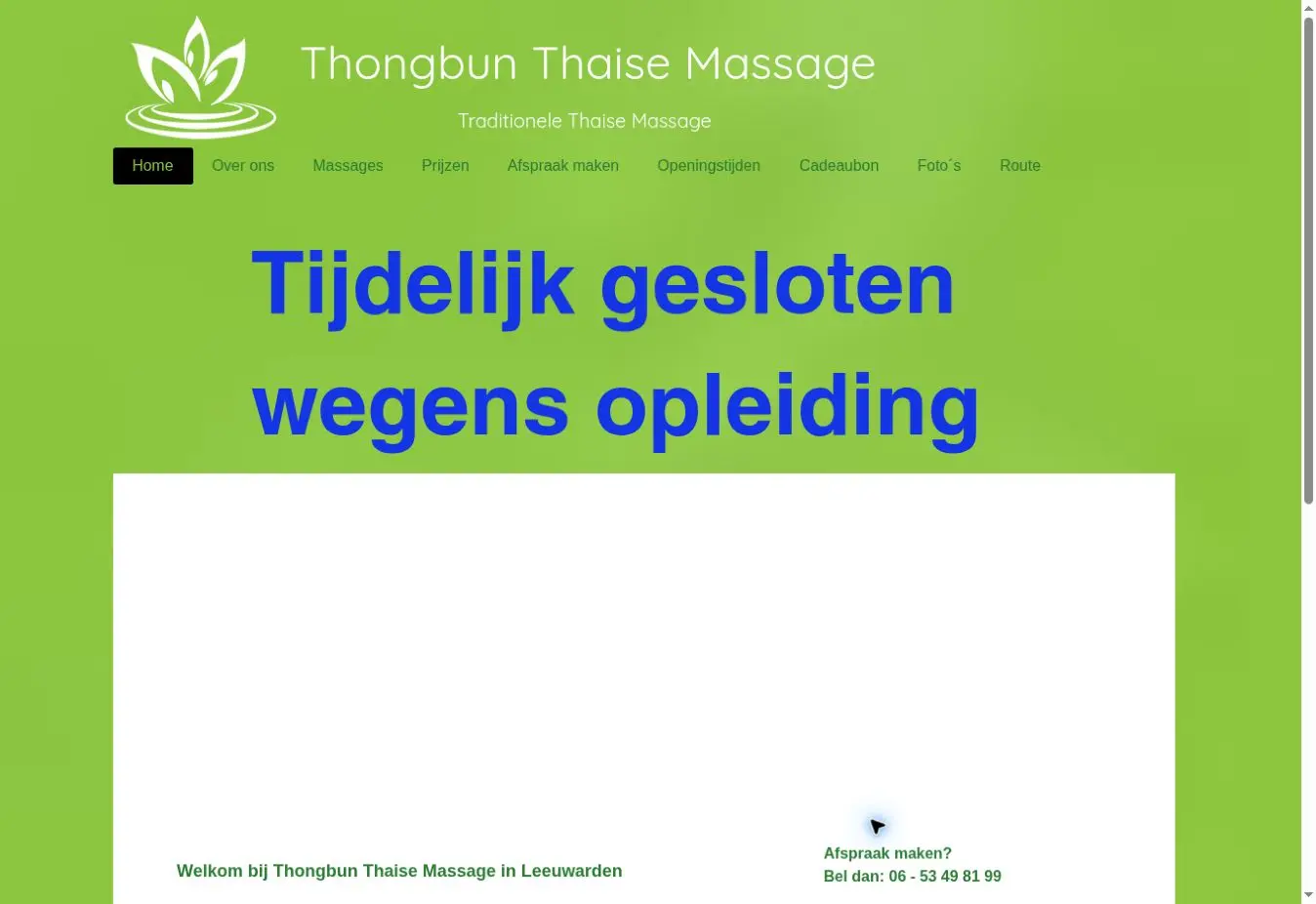 Schermafbeelding van de openbare website van Thongbun Thaise Massage met de melding tijdelijk gesloten